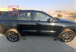 جیپ گراند شیرۆکی